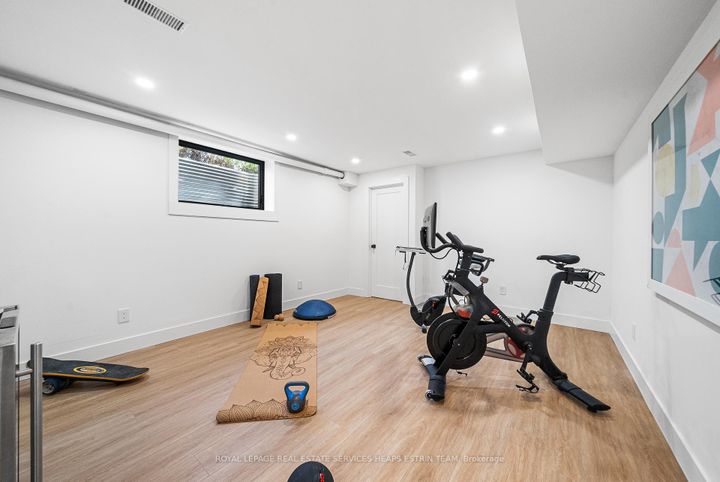 Photo 28 at 44 Bennington Heights Drive, Leaside, Toronto