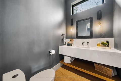 Photo 12 at 44 Bennington Heights Drive, Leaside, Toronto Photo 12 at 44 Bennington Heights Drive, Leaside, Toronto