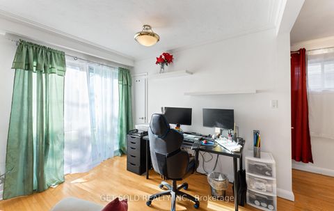 Photo 5 at 39 Pakenham Drive, Kipling, Toronto