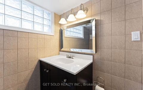 Photo 32 at 39 Pakenham Drive, Kipling, Toronto