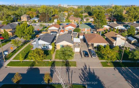 Photo 45 at 39 Pakenham Drive, Kipling, Toronto