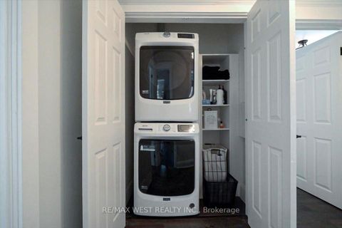 Photo 23 at 206 Howard Park Avenue, Swansea, Toronto