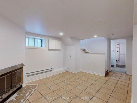 Photo 26 at 206 Howard Park Avenue, Swansea, Toronto