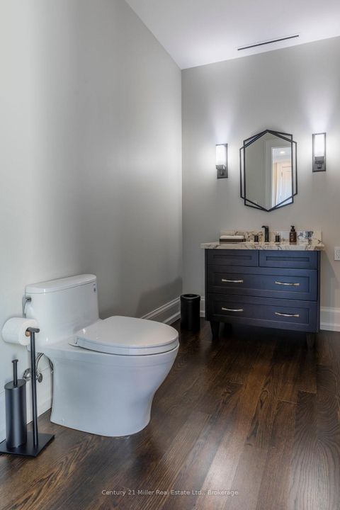 Photo 6 at 26 - 10 Maple Grove Drive, MO Morrison, Oakville