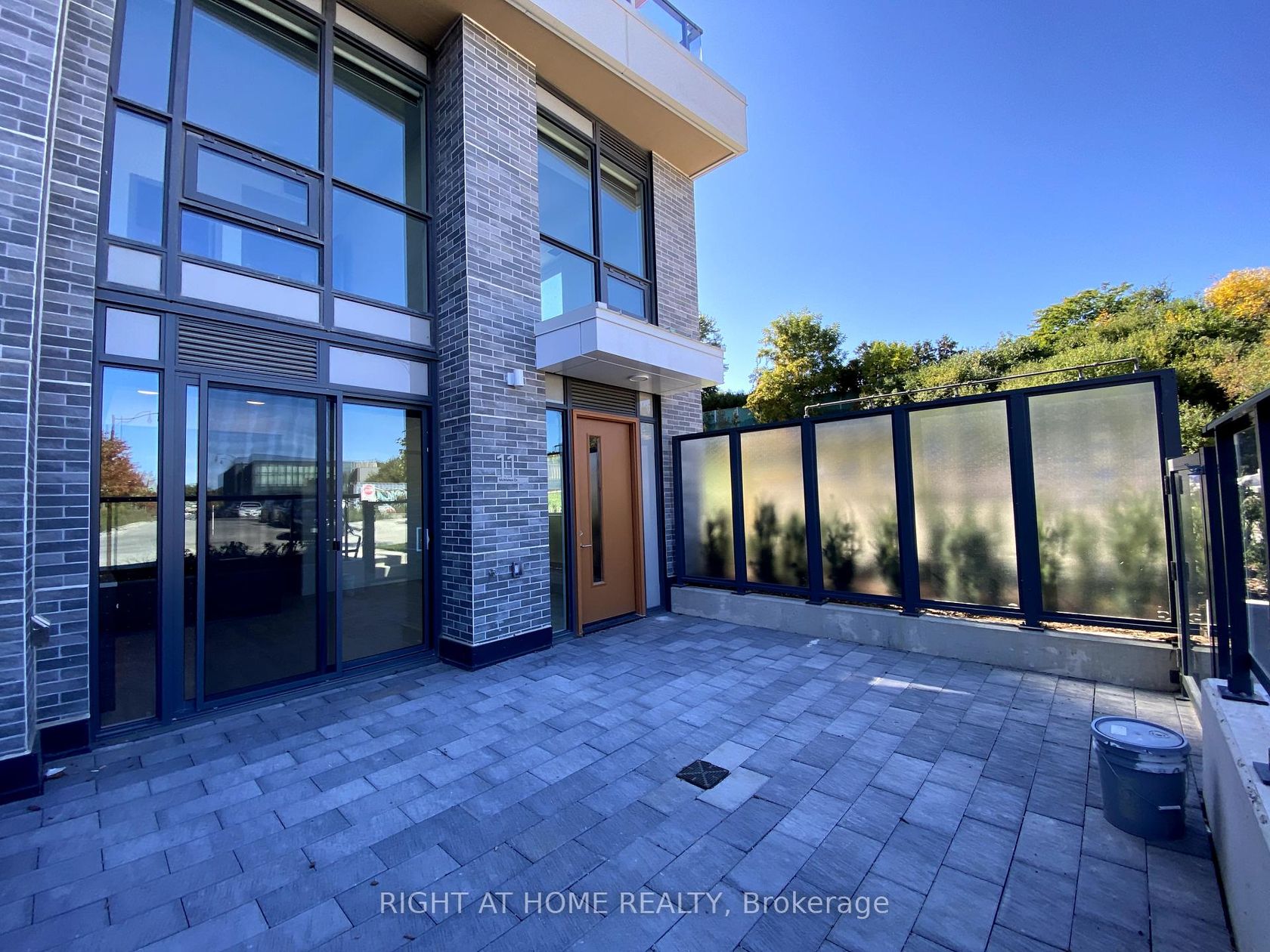 106 - 11 McMahon Drive, Bayview Village, Toronto 