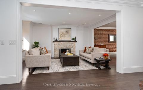 Photo 4 at 151 Forman Avenue, Mount Pleasant East, Toronto