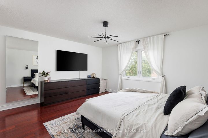 Photo 30 at 6433 Longspur Road, Lisgar, Mississauga