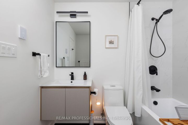 Photo 40 at 6433 Longspur Road, Lisgar, Mississauga
