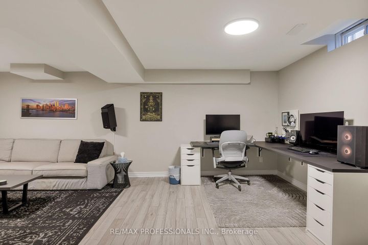 Photo 41 at 6433 Longspur Road, Lisgar, Mississauga
