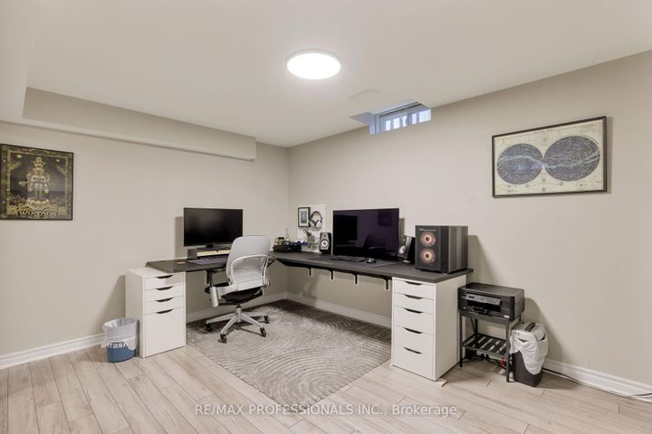 Photo 42 at 6433 Longspur Road, Lisgar, Mississauga