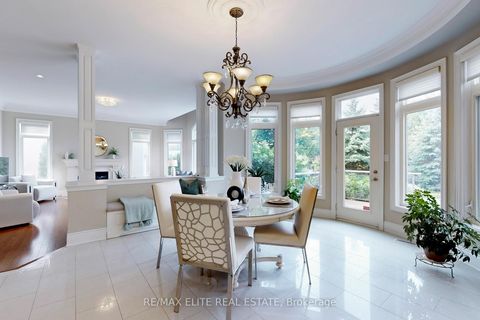 Photo 10 at 59 Carisbrooke Circle, Bayview Southeast, Aurora