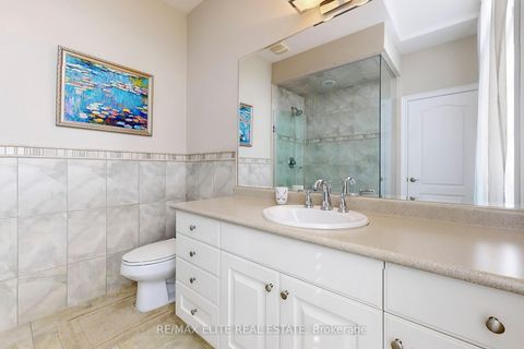 Photo 26 at 59 Carisbrooke Circle, Bayview Southeast, Aurora