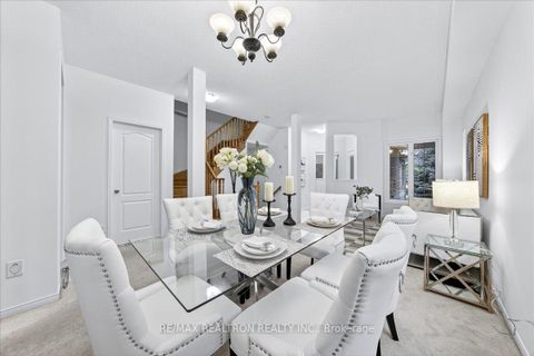 Photo 17 at 67 Antique Drive, Oak Ridges Lake Wilcox, Richmond Hill