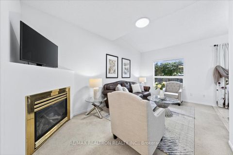 Photo 18 at 67 Antique Drive, Oak Ridges Lake Wilcox, Richmond Hill