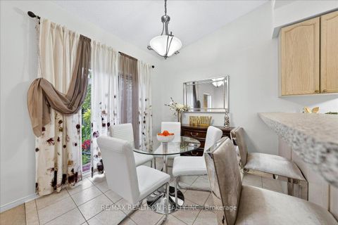 Photo 27 at 67 Antique Drive, Oak Ridges Lake Wilcox, Richmond Hill