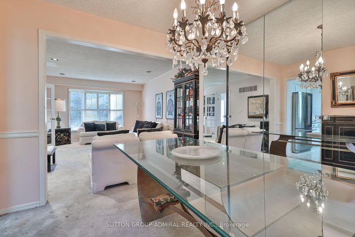 Photo 12 at 22 Cobblestone Drive, German Mills, Markham