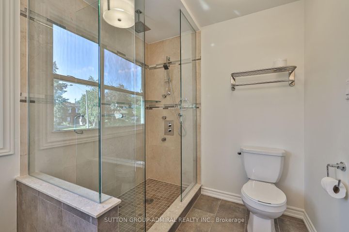 Photo 26 at 22 Cobblestone Drive, German Mills, Markham