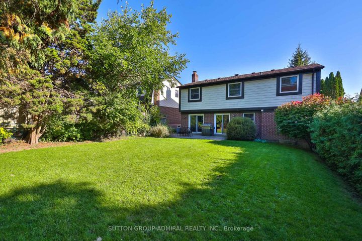 Photo 38 at 22 Cobblestone Drive, German Mills, Markham