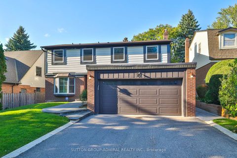 Photo 1 at 22 Cobblestone Drive, German Mills, Markham