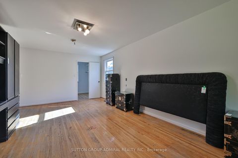 Photo 23 at 22 Cobblestone Drive, German Mills, Markham