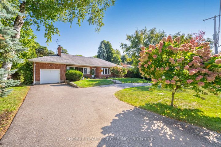 Photo 1 at 154 Maplewood Road, Mineola, Mississauga
