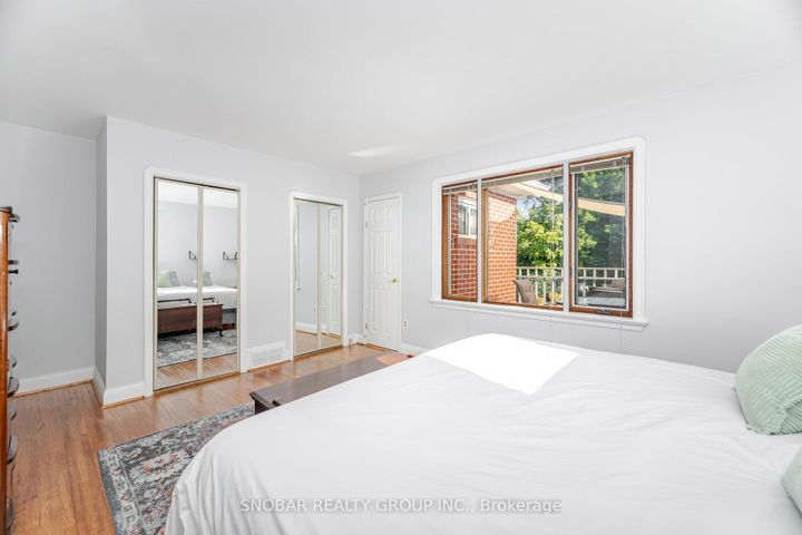 Photo 22 at 154 Maplewood Road, Mineola, Mississauga