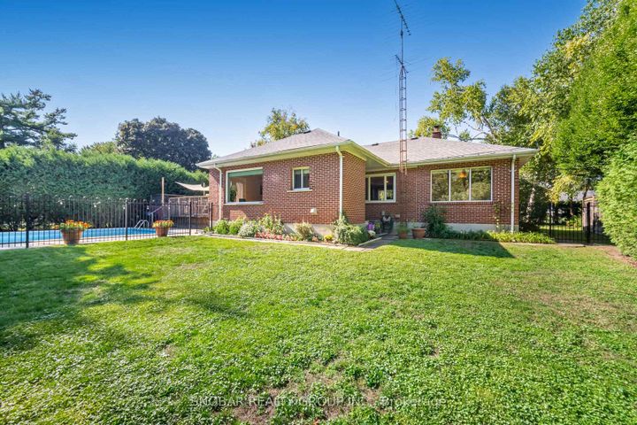Photo 45 at 154 Maplewood Road, Mineola, Mississauga