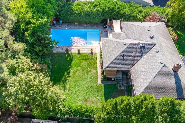 Photo 48 at 154 Maplewood Road, Mineola, Mississauga