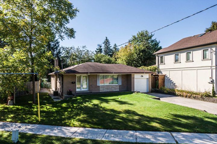 Photo 3 at 1 Caines Avenue, Newtonbrook West, Toronto