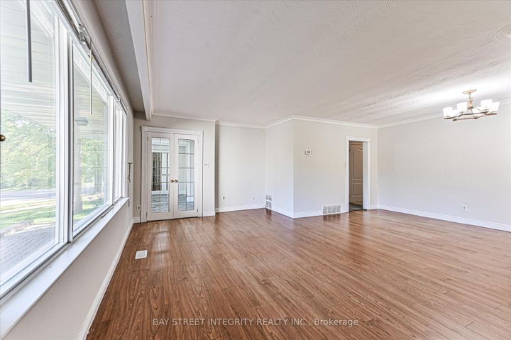 Photo 6 at 1 Caines Avenue, Newtonbrook West, Toronto