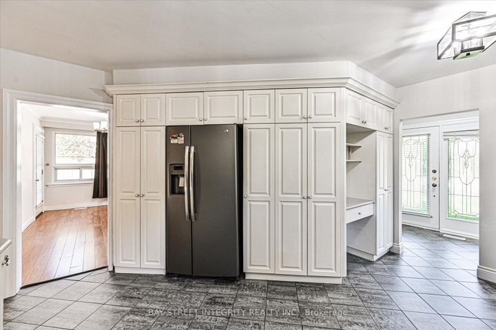 Photo 12 at 1 Caines Avenue, Newtonbrook West, Toronto