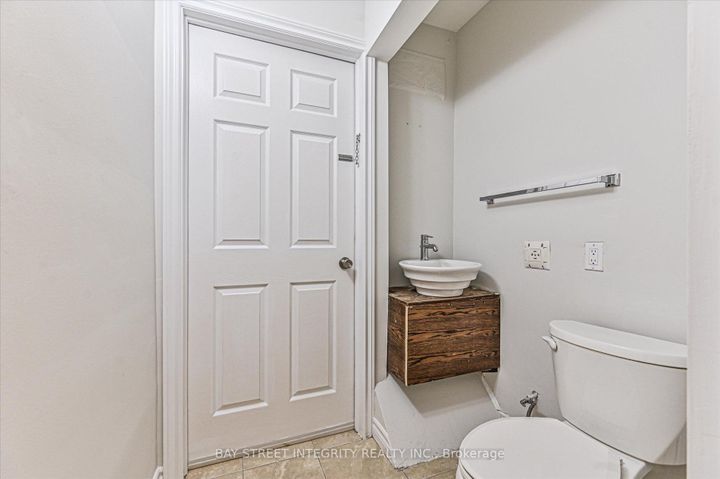 Photo 21 at 1 Caines Avenue, Newtonbrook West, Toronto