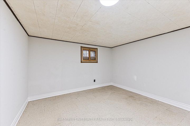 Photo 28 at 1 Caines Avenue, Newtonbrook West, Toronto