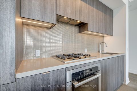 Photo 10 at 6108 - 7 Grenville Street, Bay Street Corridor, Toronto