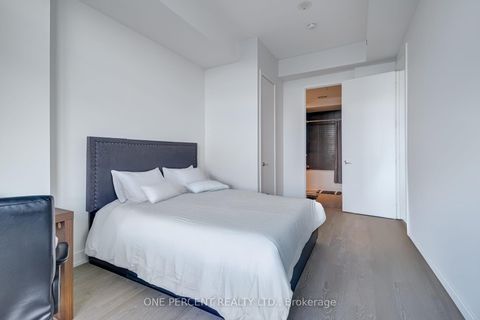 Photo 15 at 6108 - 7 Grenville Street, Bay Street Corridor, Toronto
