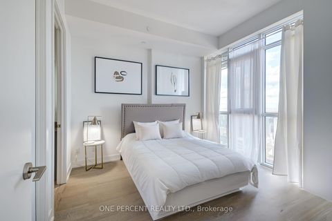 Photo 17 at 6108 - 7 Grenville Street, Bay Street Corridor, Toronto