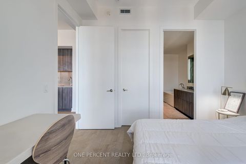 Photo 19 at 6108 - 7 Grenville Street, Bay Street Corridor, Toronto