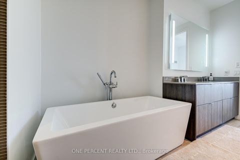 Photo 21 at 6108 - 7 Grenville Street, Bay Street Corridor, Toronto