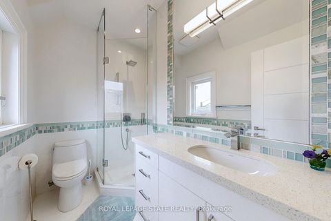 Photo 24 at 743 Glencairn Avenue, Lawrence, Toronto