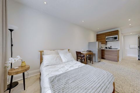 Photo 37 at 743 Glencairn Avenue, Lawrence, Toronto
