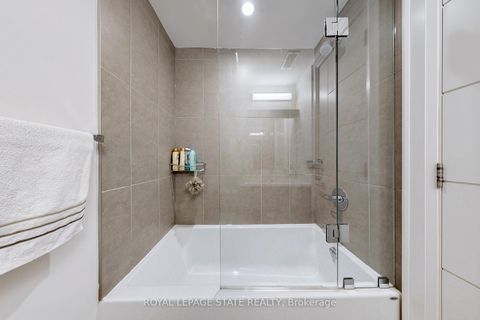 Photo 39 at 743 Glencairn Avenue, Lawrence, Toronto