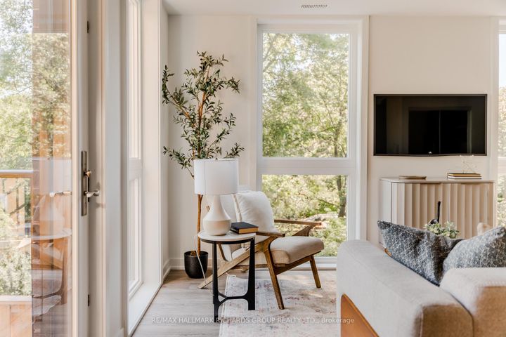 Photo 8 at 52 - 35 Birchcliff Avenue, Cliffside, Toronto