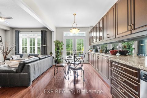 Photo 7 at 24 - 450 Worthington Avenue, Oak Ridges Lake Wilcox, Richmond Hill