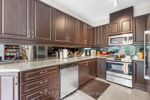 Photo 10 at 24 - 450 Worthington Avenue, Oak Ridges Lake Wilcox, Richmond Hill