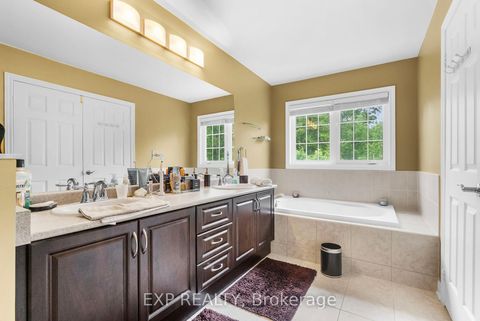 Photo 19 at 24 - 450 Worthington Avenue, Oak Ridges Lake Wilcox, Richmond Hill