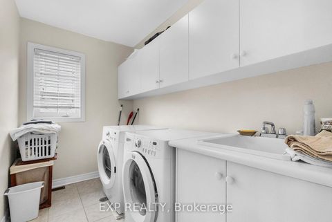 Photo 23 at 24 - 450 Worthington Avenue, Oak Ridges Lake Wilcox, Richmond Hill