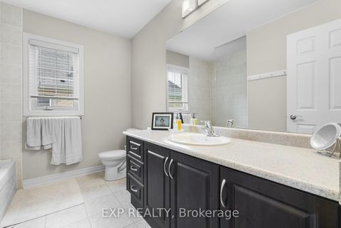 Photo 26 at 24 - 450 Worthington Avenue, Oak Ridges Lake Wilcox, Richmond Hill