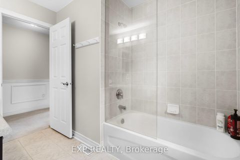 Photo 27 at 24 - 450 Worthington Avenue, Oak Ridges Lake Wilcox, Richmond Hill