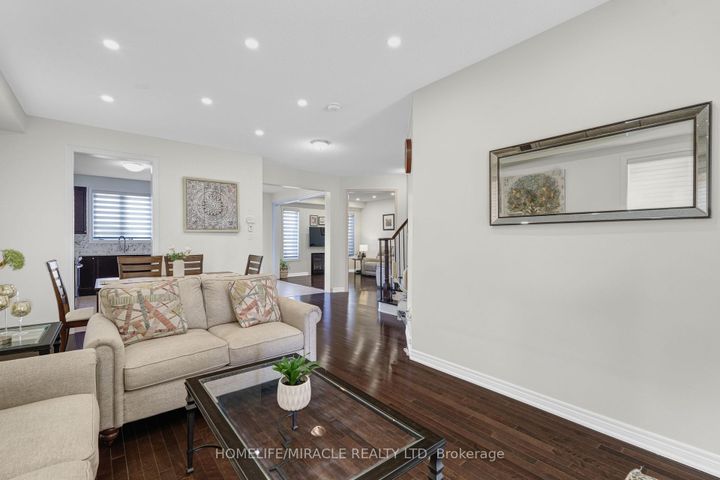 Photo 7 at 26 Fitzgibson Street, Credit Valley, Brampton
