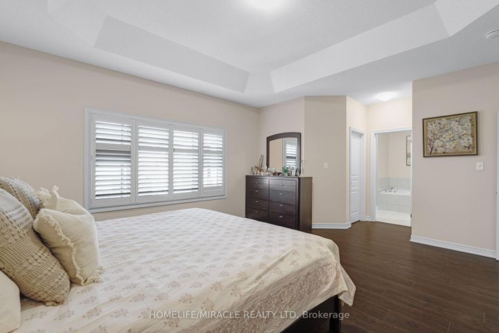 Photo 16 at 26 Fitzgibson Street, Credit Valley, Brampton